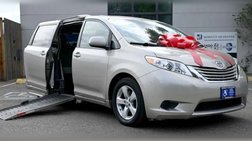 2015 Toyota Sienna LE