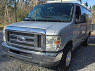 2009 Ford E-Series E-350 XL Super Duty Passenger Van
