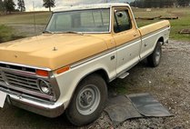 1975 Ford F-250 Ranger/Styleside