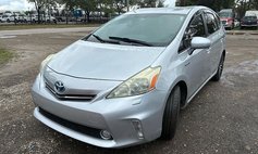 2013 Toyota Prius v Two