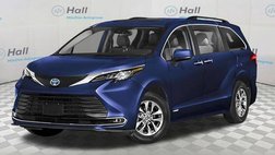 2023 Toyota Sienna XLE