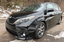 2015 Toyota Sienna SE