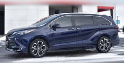 2025 Toyota Sienna Platinum 7-Passenger