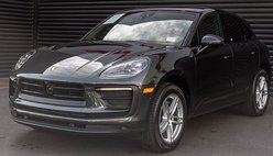 2025 Porsche Macan T