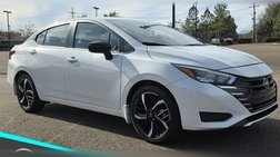 2025 Nissan Versa SR
