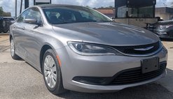 2017 Chrysler 200 Touring