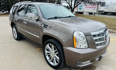 2011 Cadillac Escalade Platinum Edition