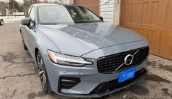 2022 Volvo S60 B5 Momentum