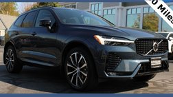 2025 Volvo XC60 B5 Ultra Dark Theme