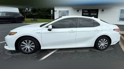 2019 Toyota Camry Hybrid LE