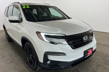 2022 Honda Pilot Black Edition