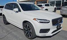 2021 Volvo XC90 T6 Momentum 7-Passenger