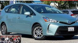 2016 Toyota Prius v Four