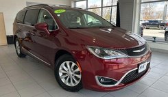 2017 Chrysler Pacifica Touring L FWD