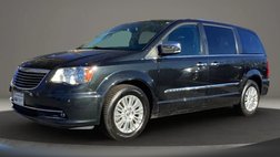 2016 Chrysler Town and Country Limited