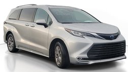 2024 Toyota Sienna XLE