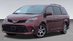 2018 Toyota Sienna SE 8-Passenger