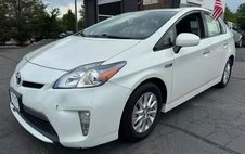 2014 Toyota Prius Plug-in Hybrid Base