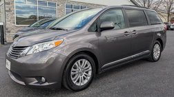 2015 Toyota Sienna XLE 7-Passenger Auto Access Seat