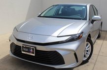 2025 Toyota Camry Hybrid LE