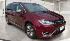2017 Chrysler Pacifica Hybrid Platinum