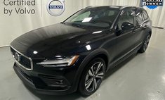 2025 Volvo V60 Cross Country B5 Plus