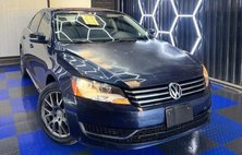 2013 Volkswagen Passat SE PZEV
