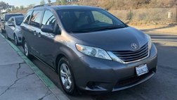 2017 Toyota Sienna LE