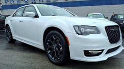 2023 Chrysler 300 Touring L