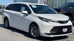 2021 Toyota Sienna XLE