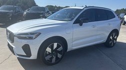2023 Volvo XC60 Recharge T8 Plus Dark Theme