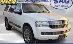 2012 Lincoln Navigator Base