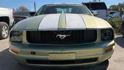 2005 Ford Mustang V6 Deluxe