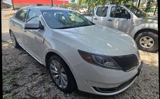 2016 Lincoln MKS Base
