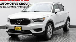 2020 Volvo XC40 T5 Momentum
