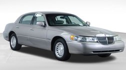 2001 Lincoln Town Car Executive