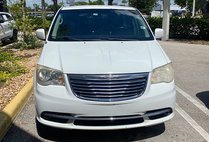 2014 Chrysler Town and Country Touring