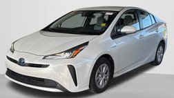 2022 Toyota Prius LE