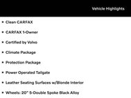 2024 Volvo XC40 B5 Ultimate Dark Theme