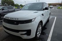 2025 Land Rover Range Rover Sport P360 SE