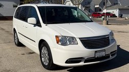 2013 Chrysler Town and Country Touring