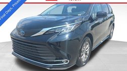 2023 Toyota Sienna XLE