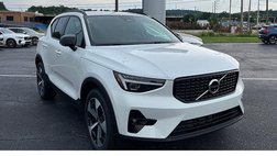 2026 Volvo XC40 B5 Plus