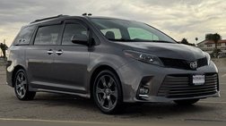 2020 Toyota Sienna SE