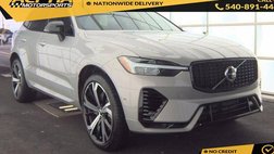 2024 Volvo XC60 Recharge T8 Ultimate Dark Theme