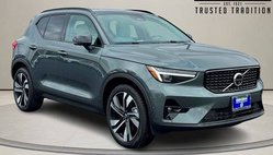 2026 Volvo XC40 B5 Ultra