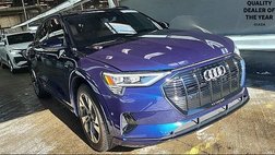 2022 Audi e-tron quattro Premium