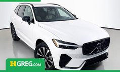 2024 Volvo XC60 B5 Plus Dark Theme