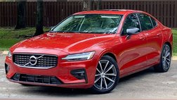 2021 Volvo S60 T5 Momentum