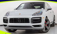 2022 Porsche Cayenne GTS Coupe